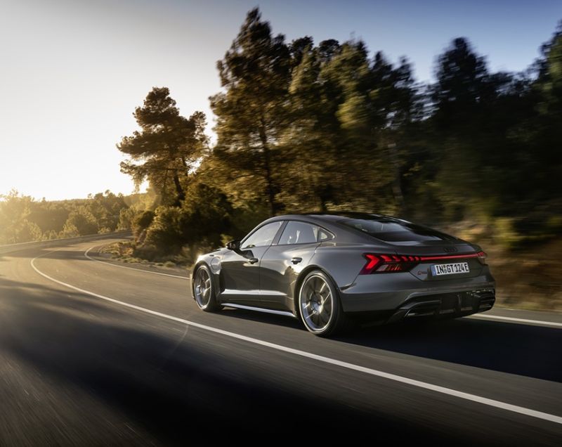 Audi RS e-tron GT 97kWh ev performance quattro 550kW aut