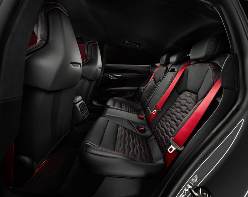 Audi RS e-tron GT 97kWh ev performance quattro 550kW aut