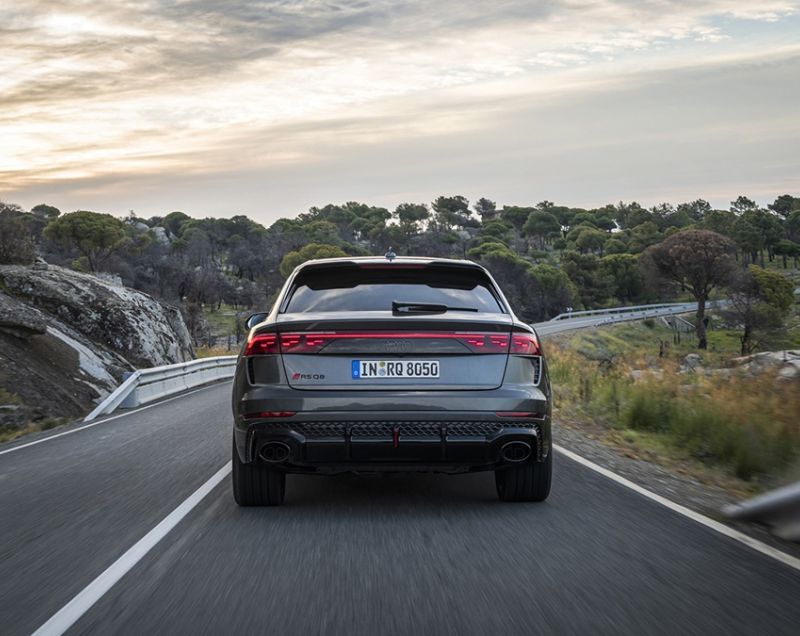 Audi RSQ8 4.0tfsi mhev performance 471kW tiptronic aut