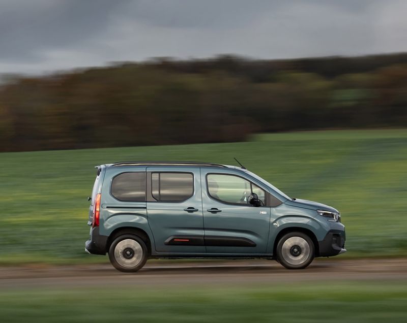 Citroen Berlingo 50kWh ev l1 feel 100kW aut