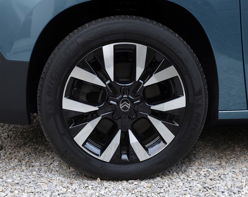 Citroen Berlingo 50kWh ev l2 shine xl 100kW aut