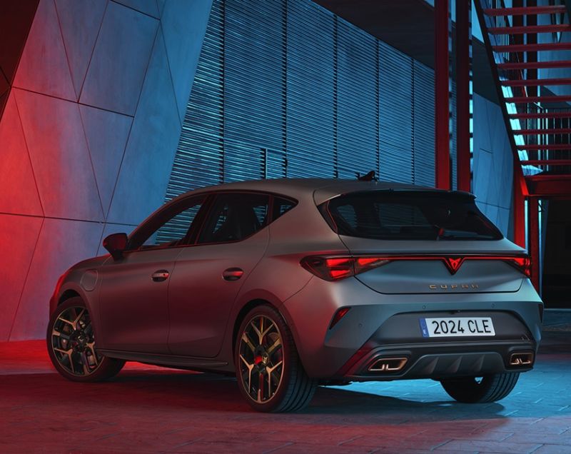 Cupra Leon 1.5tsie phev business 150kW 6-dsg aut