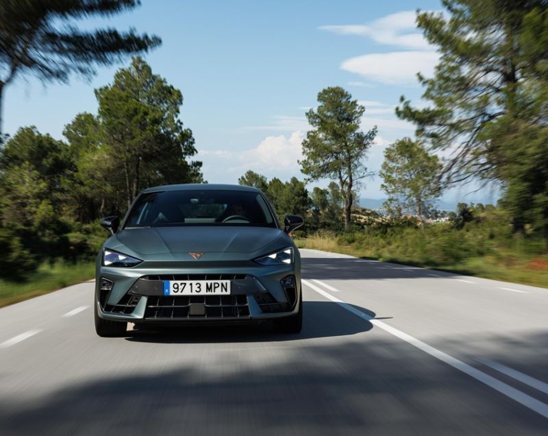 Cupra Leon 1.5tsie phev vz tribe edition 200kW 6-dsg aut