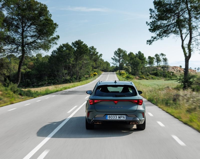 Cupra Leon Sportstourer 1.5tsie phev business 150kW 6-dsg aut Cupra Leon Sportstourer 1.5tsie phev business 150kW 6-dsg aut