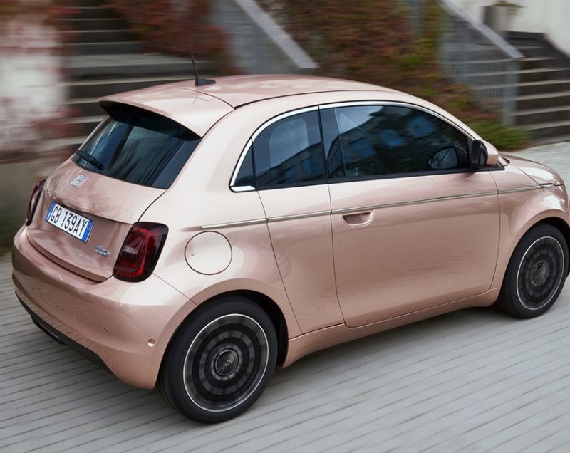 Fiat 500E 3+1 24kWh ev la prima 70kW aut
