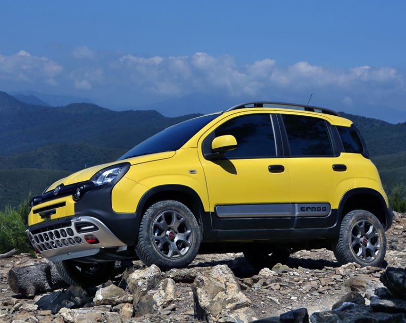 Fiat Panda Cross 1.0 mhev pandina 51kW Fiat Panda Cross 1.0 mhev pandina 51kW