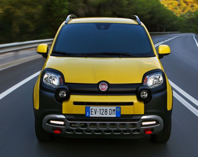 Fiat Panda Cross 1.0 mhev pandina 51kW Fiat Panda Cross 1.0 mhev pandina 51kW