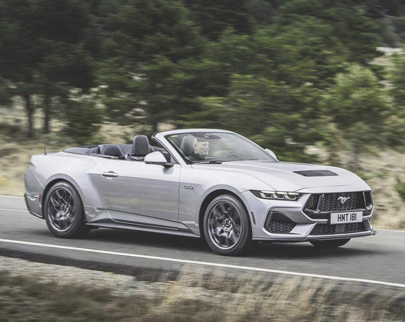 Ford Mustang Convertible 5 v8 gt 328kW