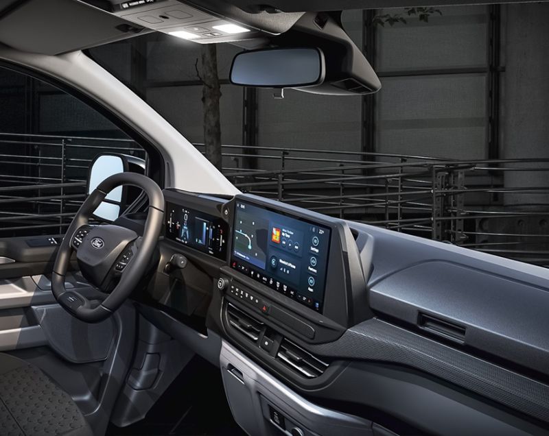 Ford Transit Custom Kombi 70kWh ev l2h1 340 trend 100kW aut Ford Transit Custom Kombi 70kWh ev l2h1 340 trend 100kW aut