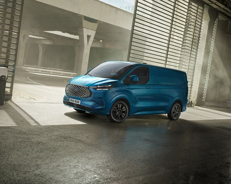 Ford Transit Custom Kombi 70kWh ev l2h1 340 trend 100kW aut Ford Transit Custom Kombi 70kWh ev l2h1 340 trend 100kW aut