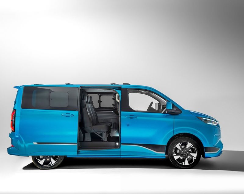 Ford Transit Custom Kombi 70kWh ev l1h1 340 limited 160kW aut