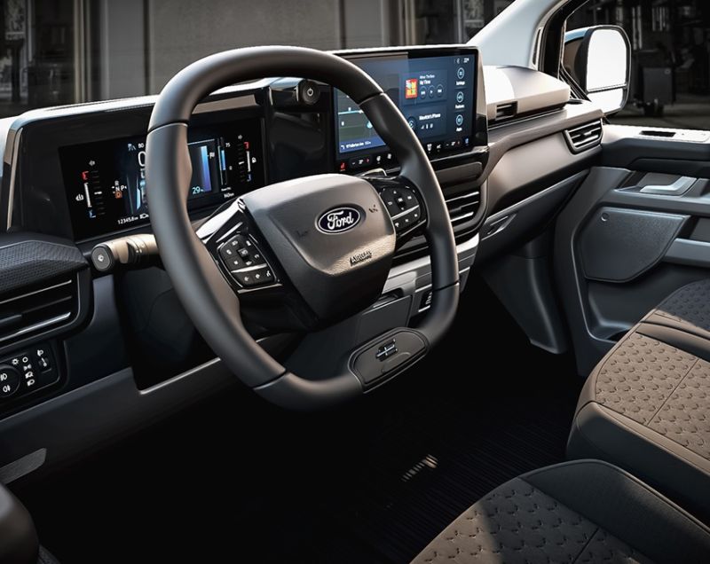 Ford Transit Custom Kombi 2.5 phev l2h1 340 limited 171kW aut Ford Transit Custom Kombi 2.5 phev l2h1 340 limited 171kW aut