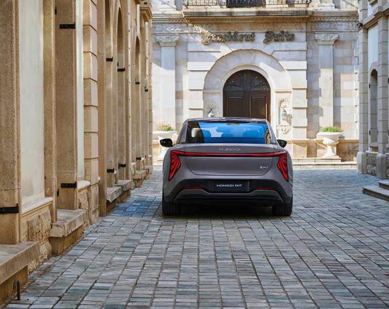 Hongqi EH7 111kWh ev long range launch edition 253kW aut