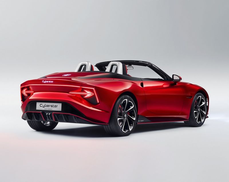 MG Cyberster 77kWh ev gt 375kW aut