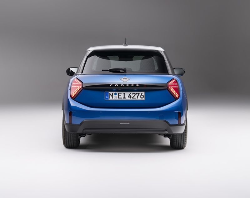 Mini Cooper 1.5 c blackyard 115kW dct aut Mini Cooper 1.5 c blackyard 115kW dct aut