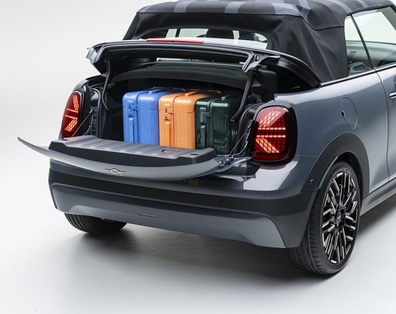 Mini Cooper cabrio 1.5 c favoured 120kW aut