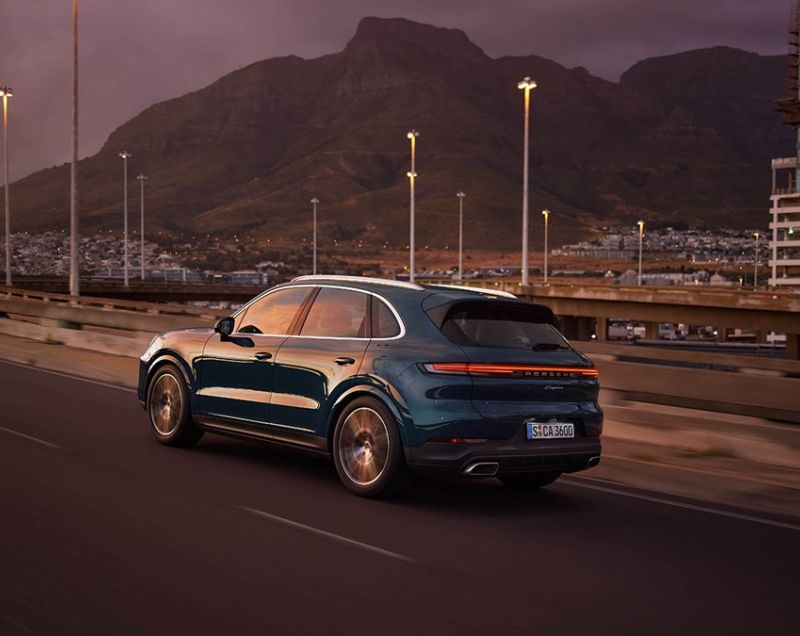 Porsche Cayenne 4.0t phev turbo 544kW tiptronic s aut