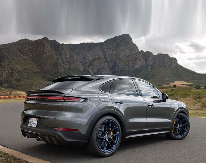 Porsche Cayenne Coupe 4.0t phev turbo 544kW tiptronic s aut