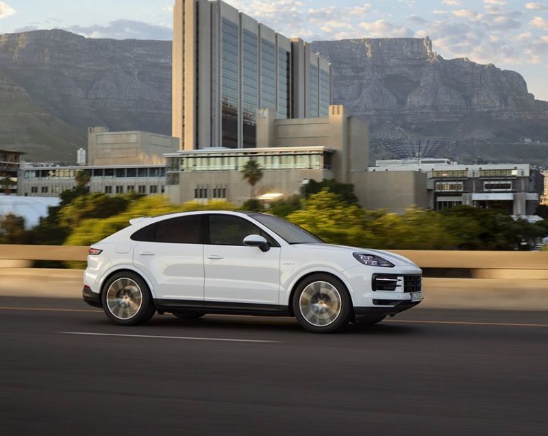 Porsche Cayenne Coupe 4.0t phev turbo 544kW tiptronic s aut