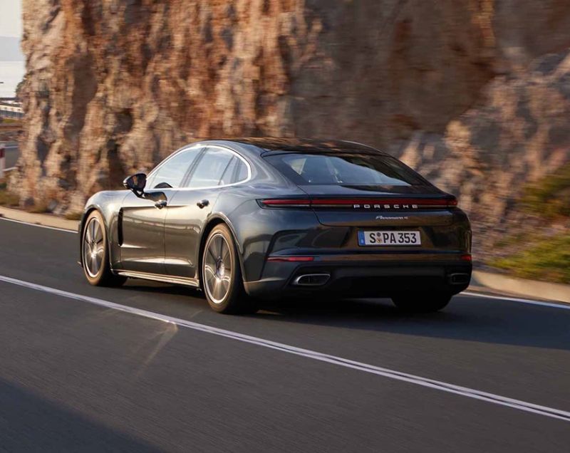Porsche Panamera 4.0t phev e-hybrid turbo 500kW pdk aut