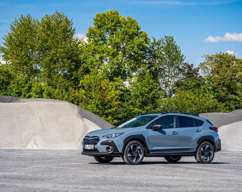 Subaru Crosstrek 2.0i mhev premium awd 100kW cvt aut
