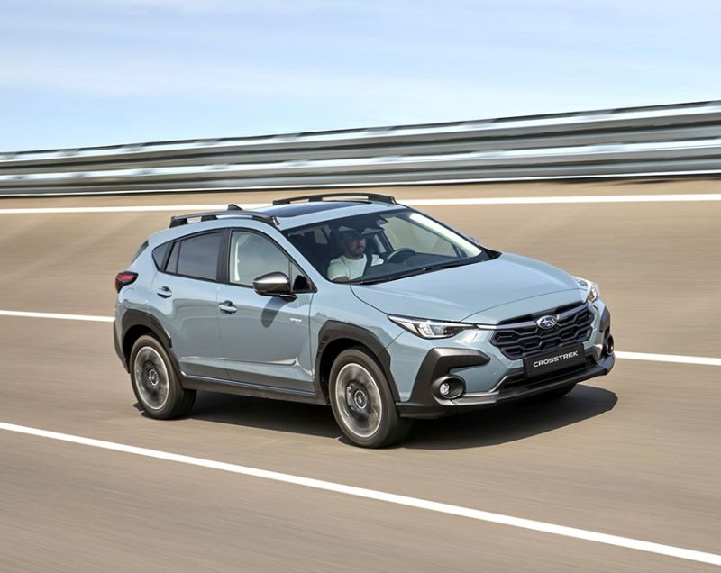 Subaru Crosstrek 2.0i mhev premium awd 100kW cvt aut Subaru Crosstrek 2.0i mhev premium awd 100kW cvt aut