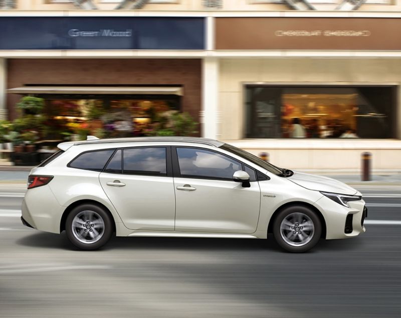 Suzuki Swace 1.8  hev style 103kW cvt aut