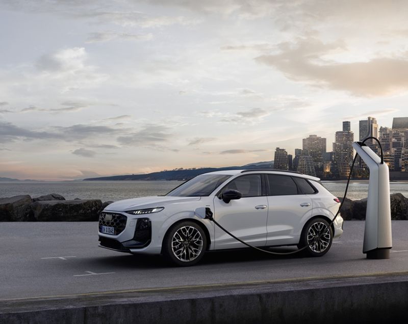 Audi Q3 1.5 phev pro line 200kW s-tronic aut