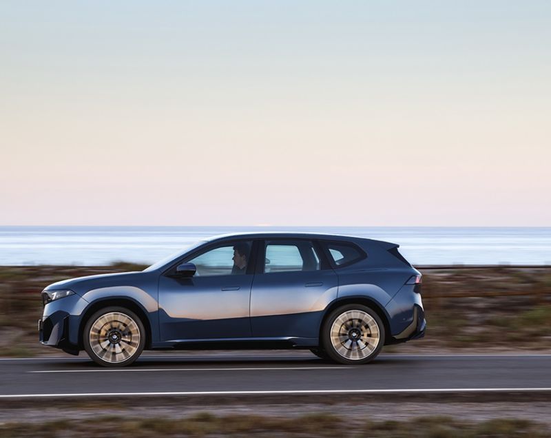 BMW iX3 108kWh 50 xDrive BMW iX3 108kWh 50 xDrive