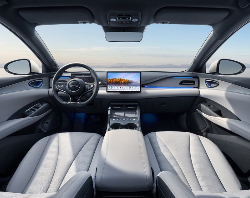 Byd Seal 6 DM-i 1.5dmi phev boost 135kW aut Byd Seal 6 DM-i 1.5dmi phev boost 135kW aut