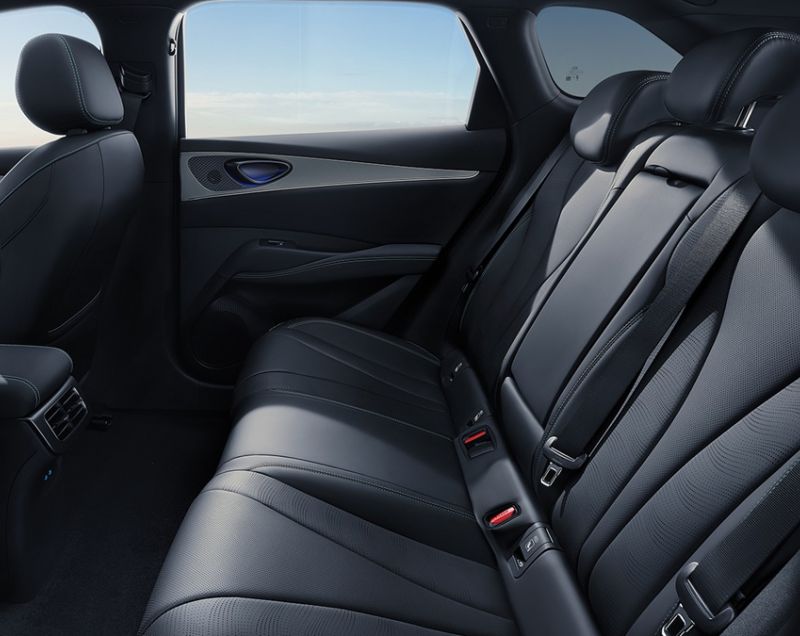 Byd Seal 6 DM-i touring 1.5dmi Comfort Lite, Obsidian Black