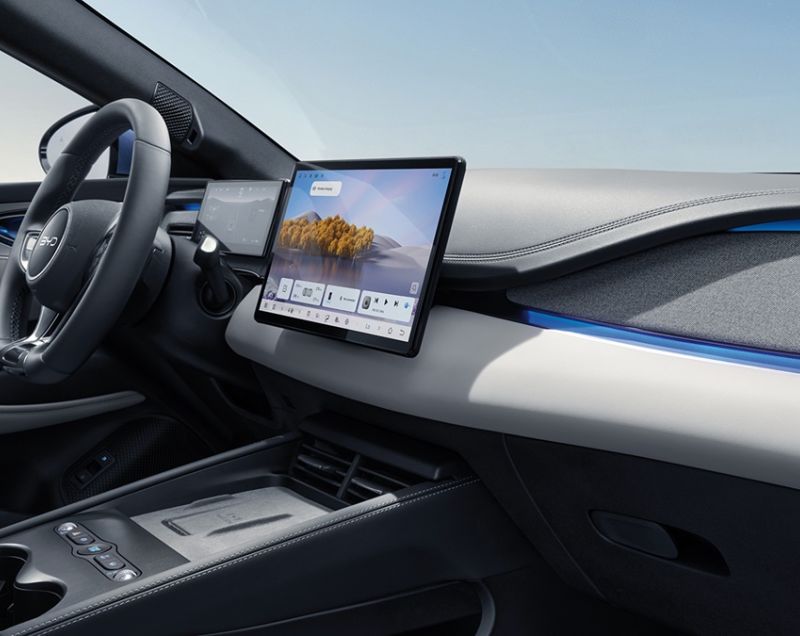 Byd Seal 6 DM-i touring 1.5dmi phev boost 135kW aut Byd Seal 6 DM-i touring 1.5dmi phev boost 135kW aut