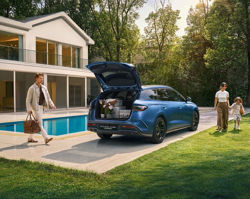 Byd Seal 6 DM-i touring 1.5dmi phev boost 135kW aut Byd Seal 6 DM-i touring 1.5dmi phev boost 135kW aut