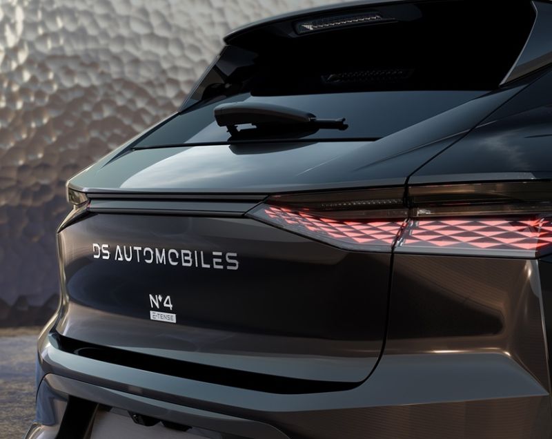 DS No 4 1.6 phev ligne business 165kW e-dct7 aut