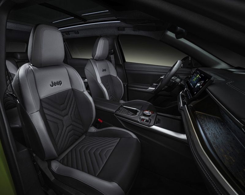 Jeep Compass 74kWh ev first edition 154kW aut