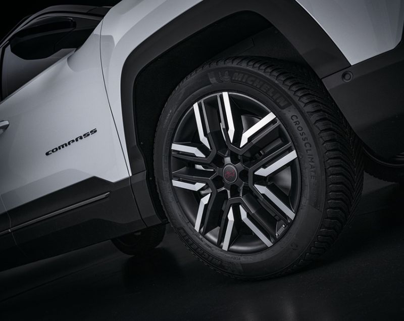 Jeep Compass 74kWh ev first edition 154kW aut