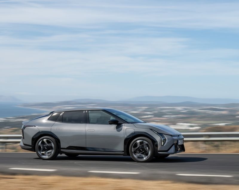 Kia EV4 fastback 81.4kWh 150kW Plus