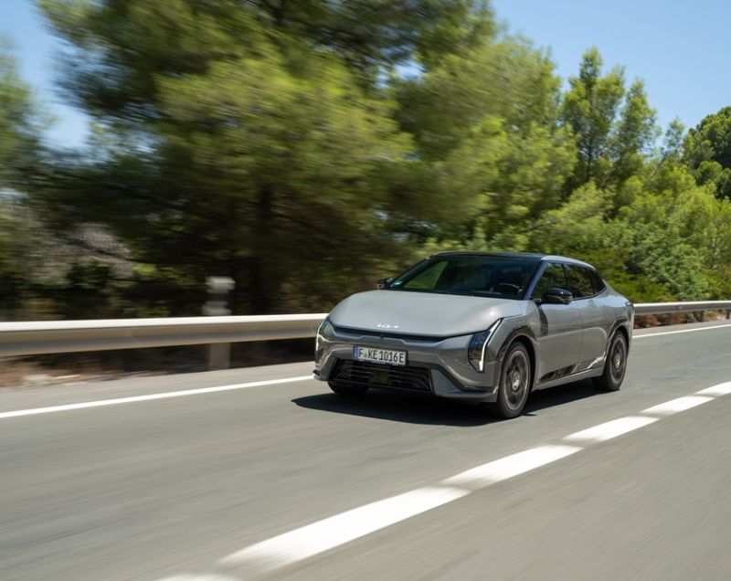 Kia EV4 fastback 81.4kWh 150kW Plus Kia EV4 fastback 81.4kWh 150kW Plus