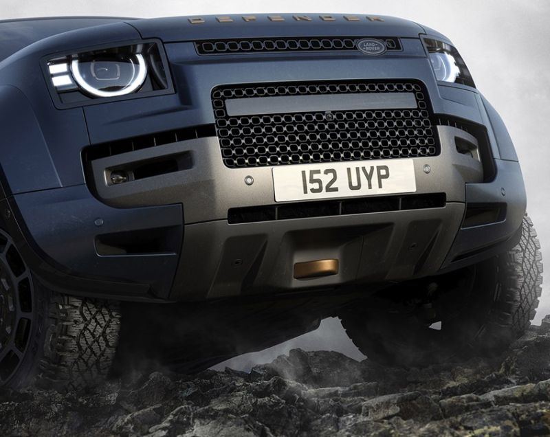 Land Rover Defender 110 p300e phev forest edition 5p awd 221kW aut