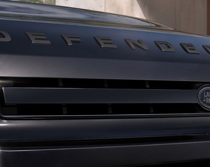 Land Rover Defender 130 p425 x 8p awd 313kW aut