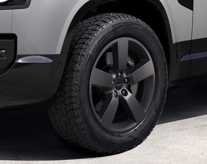 Land Rover Defender 90 d200 mhev x-dynamic se awd 147kW aut Land Rover Defender 90 d200 mhev x-dynamic se awd 147kW aut