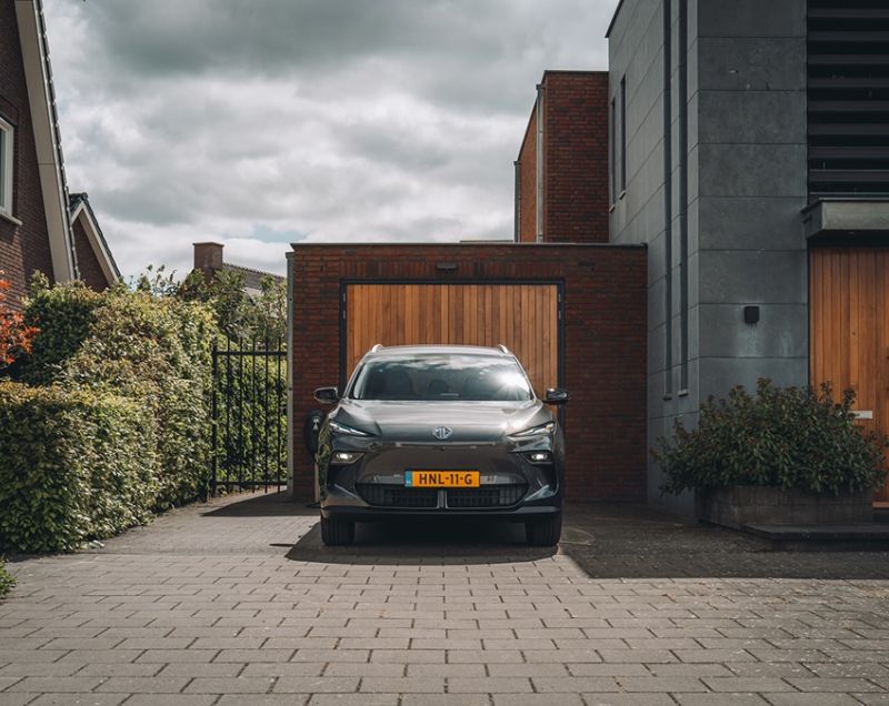 MG MGS5 EV 64kWh ev luxury long range 170kW aut