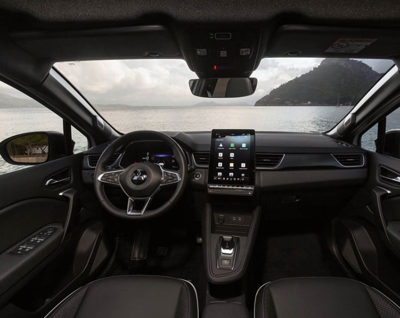 Mitsubishi Grandis 1.8 hev first edition 116kW aut Mitsubishi Grandis 1.8 hev first edition 116kW aut