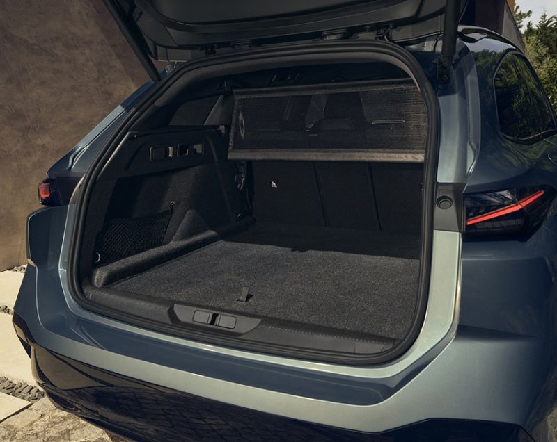 Peugeot 308 SW 58kWh ev gt 115kW aut