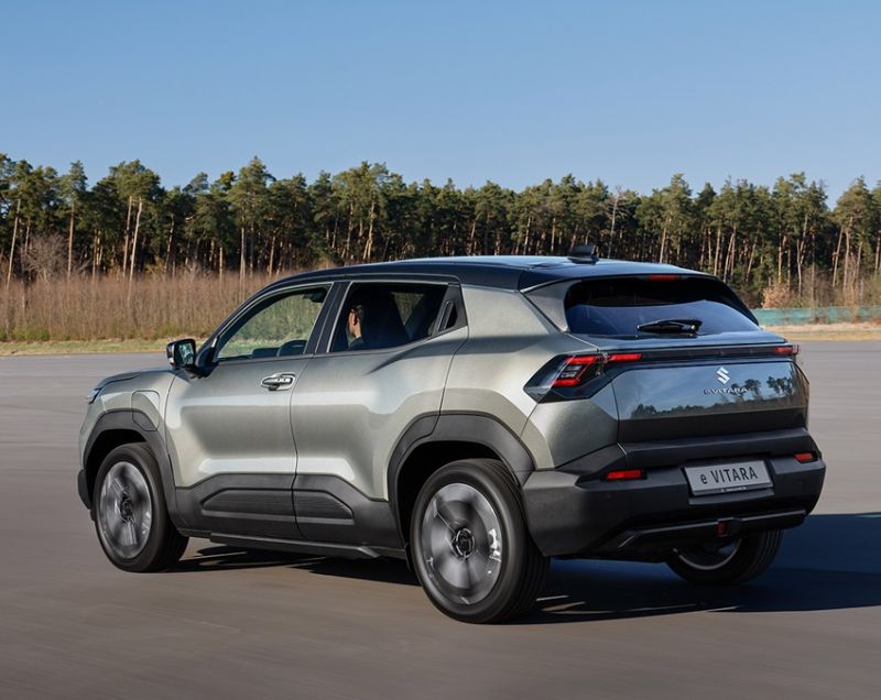 Suzuki e Vitara 61kWh ev style 128kW 2wd aut Suzuki e Vitara 61kWh ev style 128kW 2wd aut