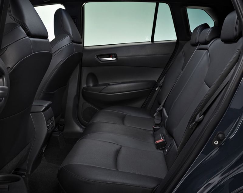 Toyota Corolla Cross 2.0 hev dynamic 132kW e-cvt aut