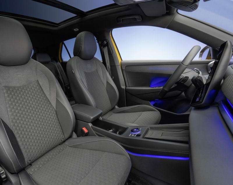 Volkswagen T-Roc 1.5etsi mhev style first edition 110kW dsg-7 aut