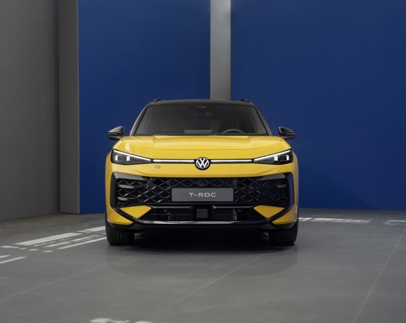 Volkswagen T-Roc 1.5etsi mhev r-line first edition 110kW dsg-7 aut