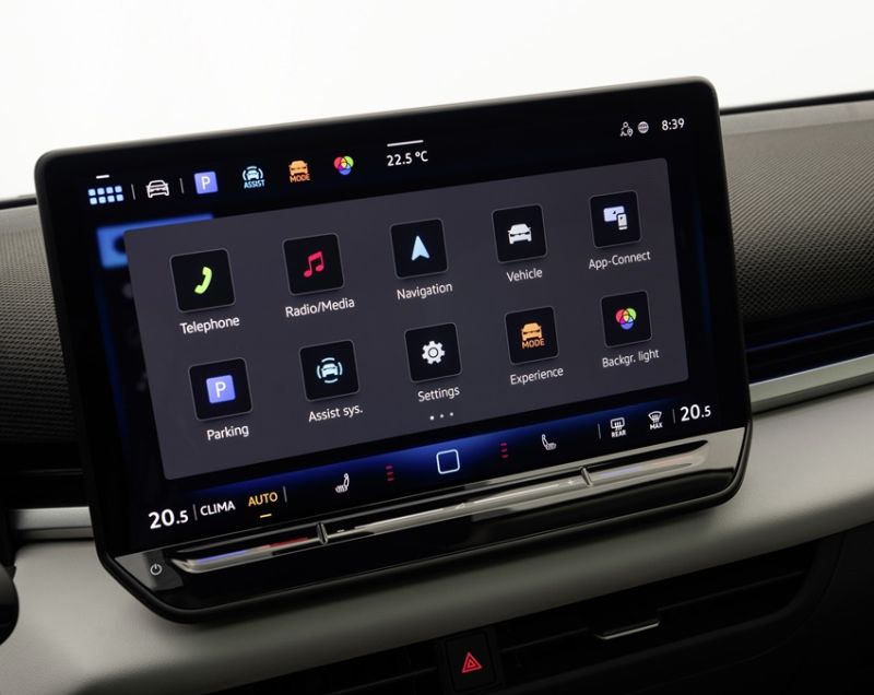 Volkswagen T-Roc 1.5etsi mhev life first edition 85kW dsg-7 aut Volkswagen T-Roc 1.5etsi mhev life first edition 85kW dsg-7 aut