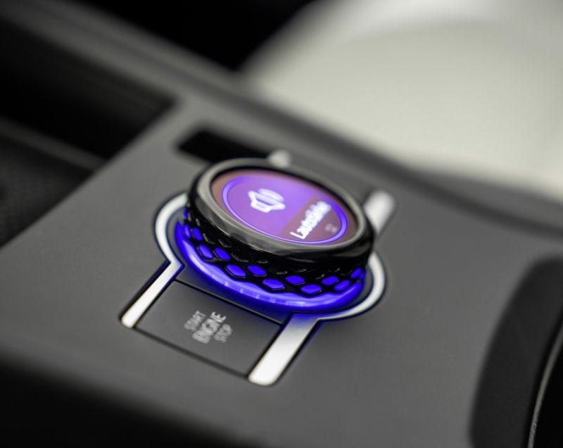 Volkswagen T-Roc 1.5etsi mhev trend first edition 85kW dsg-7 aut Volkswagen T-Roc 1.5etsi mhev trend first edition 85kW dsg-7 aut